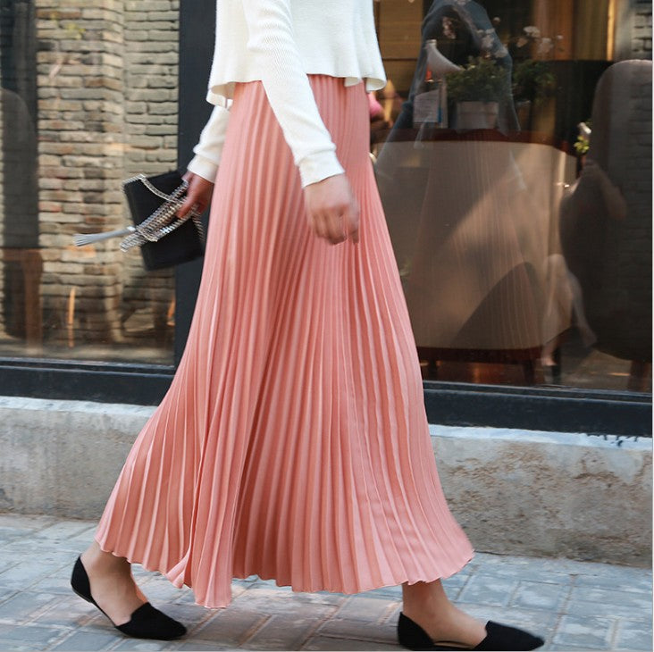 Solid color pleated skirt